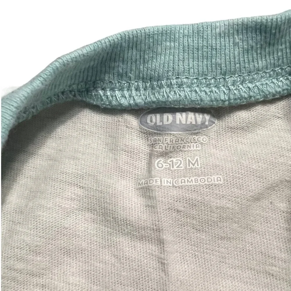 Old Navy 6-12m Long Sleeved Raglan Bodysuit Onesie